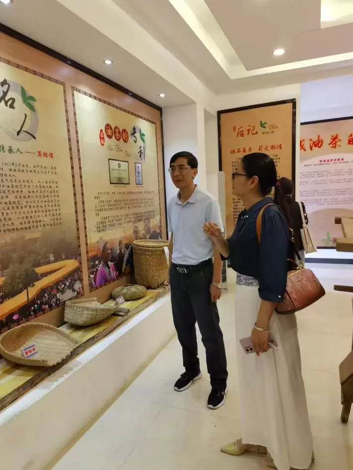 5045a95b0e074758_html_b208ed5fd967875d