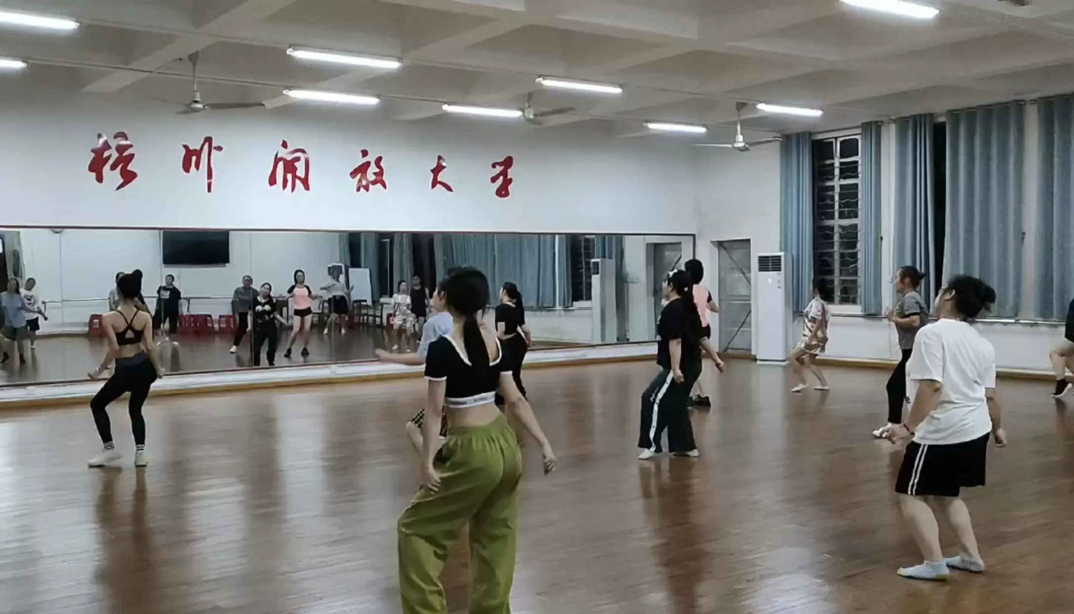 73c47816897d0a84_html_fe80f7733478d5c2