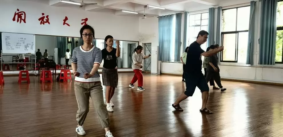 aa0cf788e9c57e9e_html_c735723712d58b64